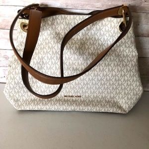 michael kors light brown/cream shoulder bag